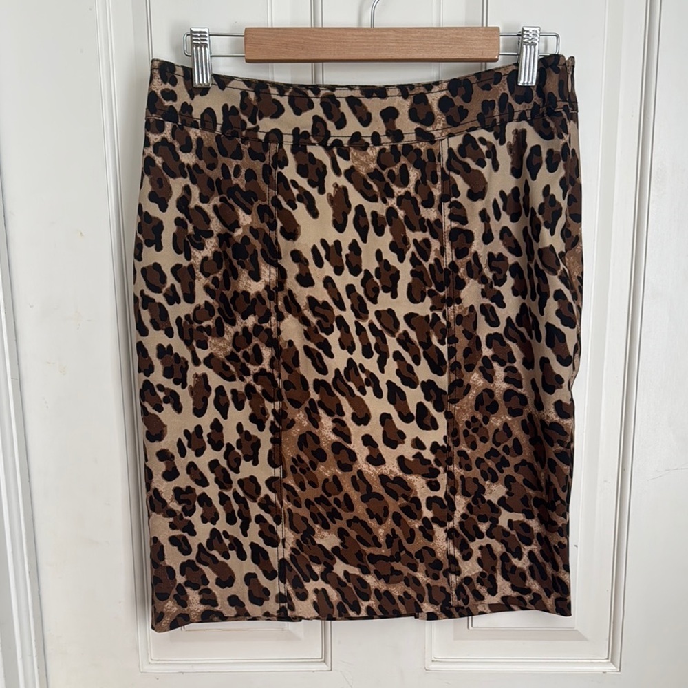 Cache leopard print skirt. Tan brown and black